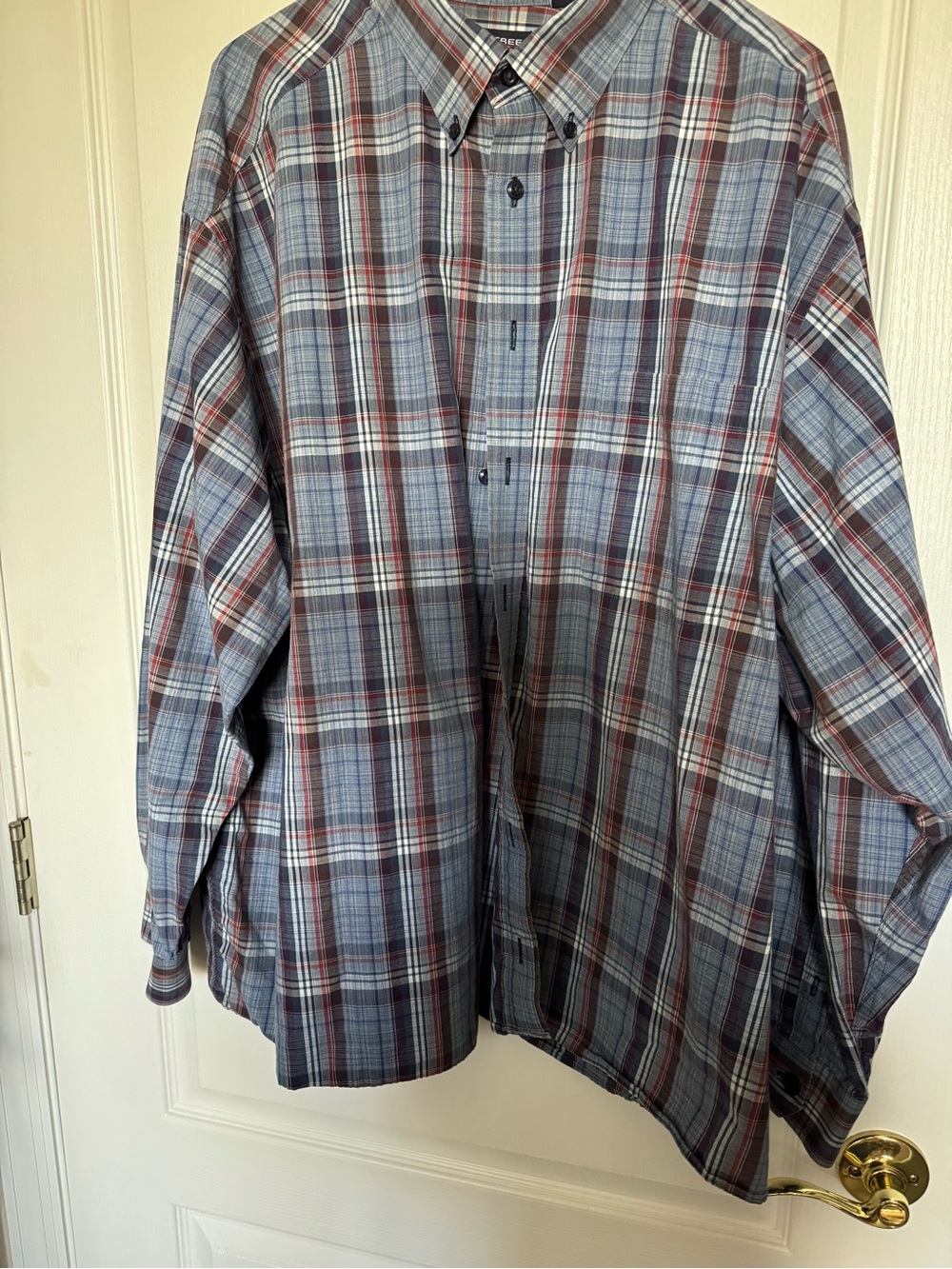Roundtree & Yorke Blue, Red and White Plaid Button-Down Shirt